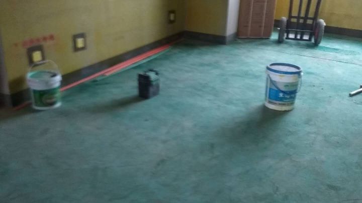 大學(xué)里小區(qū)四期11號(hào)樓128平米在施工地-水電階段